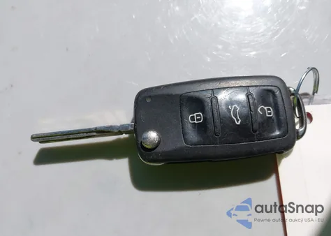 2012 Volkswagen Jetta Sel z USA, uszkodzony, nr VIN 3VWGX7AJ8CM404608